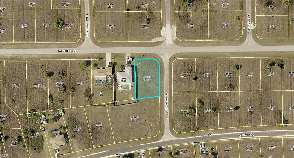 1st image of 824 Jaguar Blvd