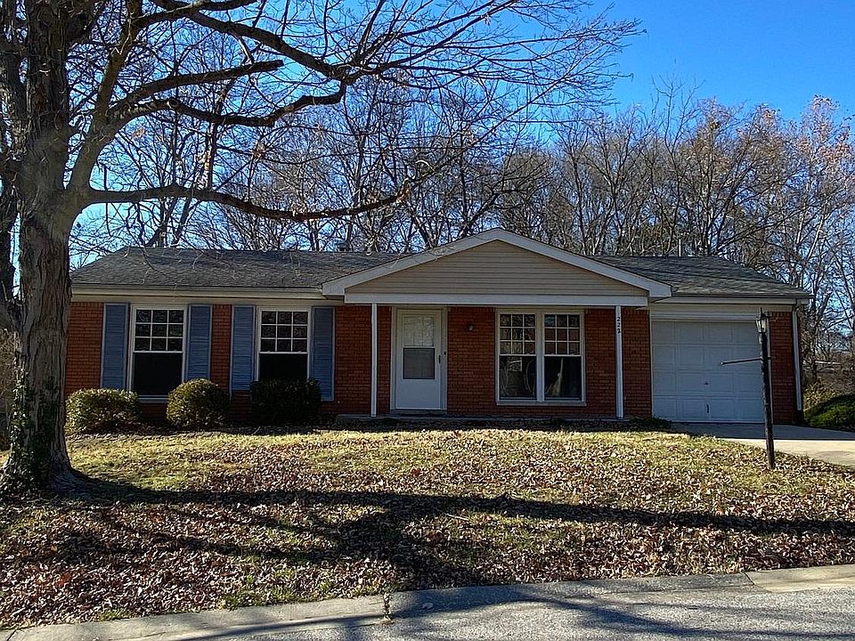 1st image of 222 Merriweather Ln