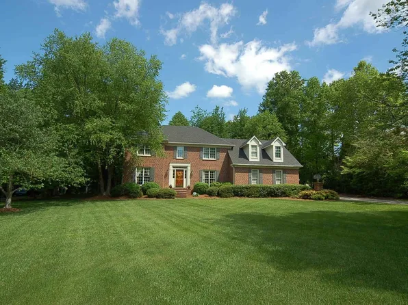 8802 Cedar Spring Dr, Colfax, NC 27235