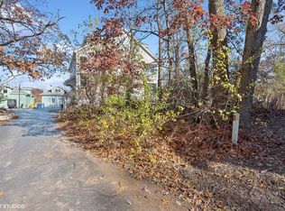 105 Emma Ln, Michigan City, IN 46360