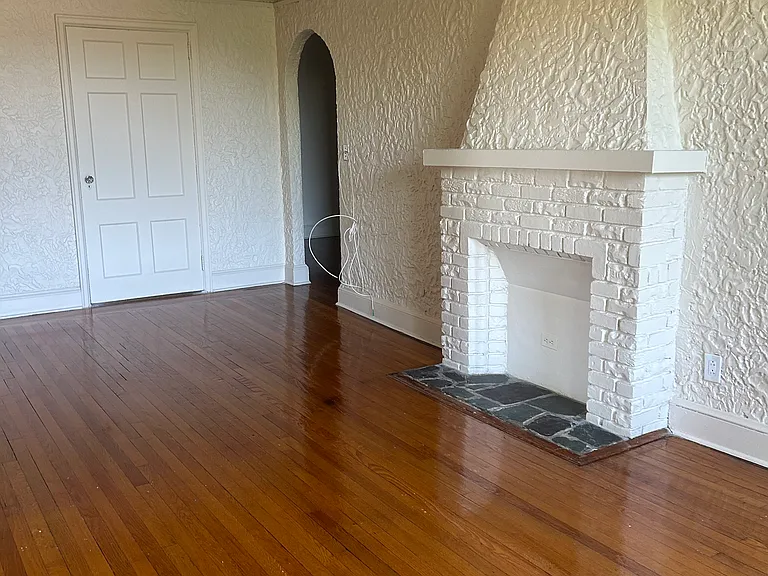 Beaufort Pl — Photo 16