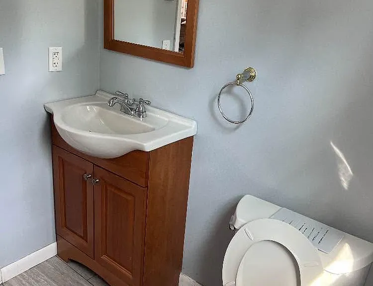 22-24 Dresden Ct — Photo 4
