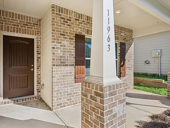 2nd image of 11963 Lovejoy Crossing Pl