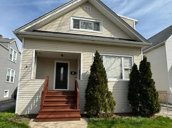 4938 W Eddy St, Chicago, IL 60641