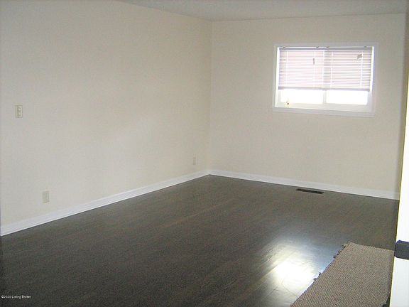 5th image of 2634 Wendell Ave