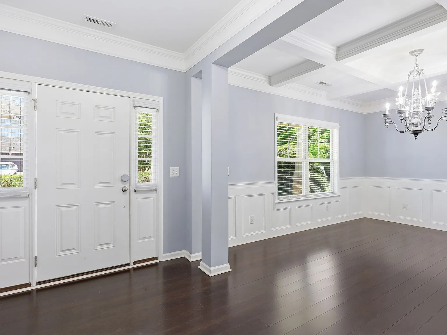 6 bed, 3.5 bath, 3265 sqft, $3,600 — Photo 4