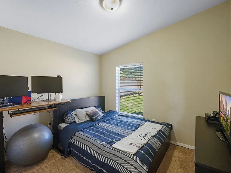 518 Highland Meadows St — Photo 13