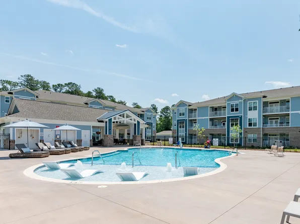 Hawthorne at Summerville