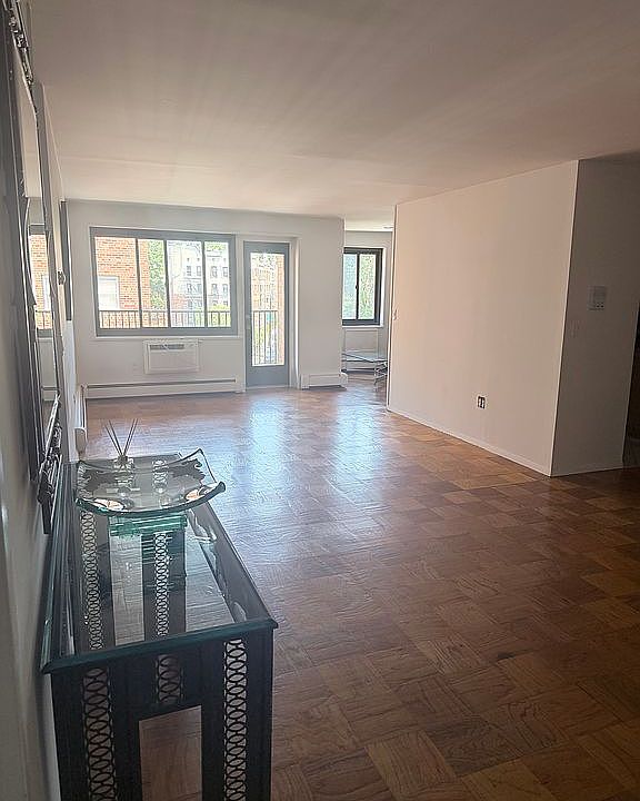 1st image of 100 E Hartsdale Ave APT 6KW