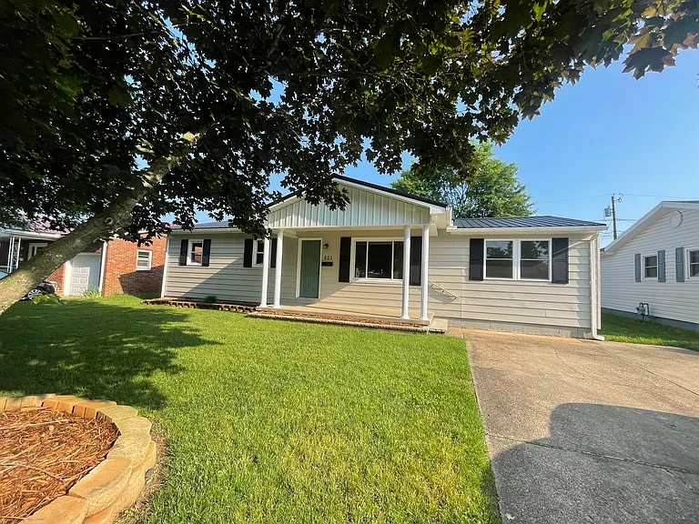 421 Harpold Ave — Photo 1