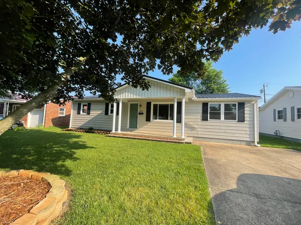 421 Harpold Ave, Ravenswood, WV 26164