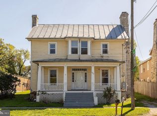 7924 Main St, Middletown, VA 22645