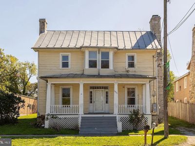 7924 Main St, Middletown, VA, 22645