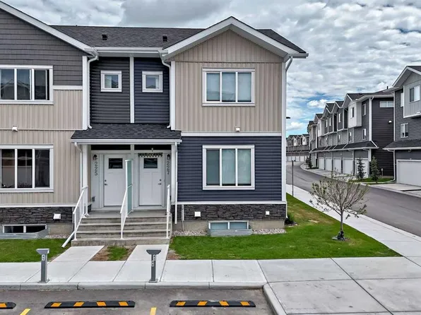 137 Red Embers Line NE #227, Calgary, AB T3N 1L1