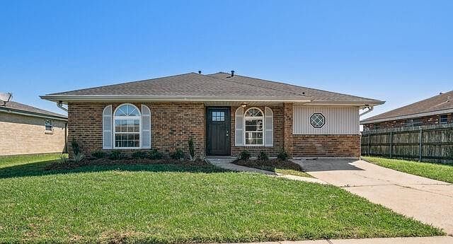 1st image of 4843 Charmes Ct