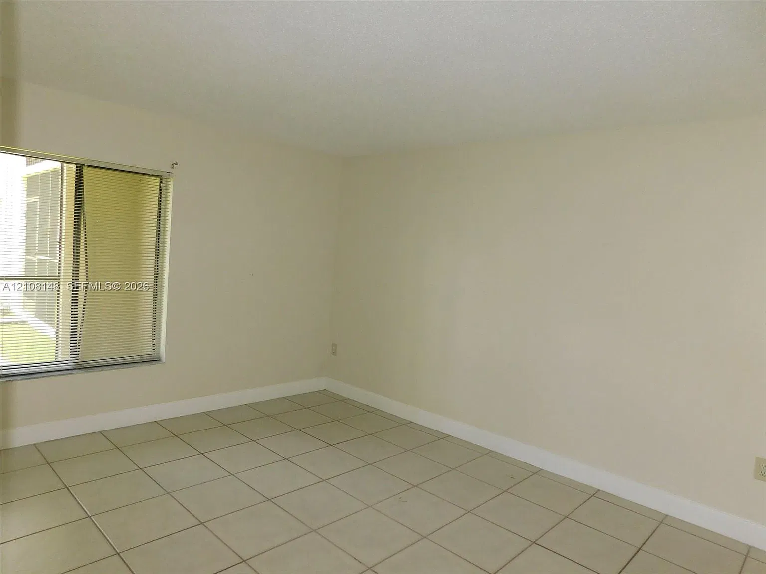 The Horizons Condo #2 — Photo 4