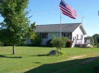 3995 S 7 1/2 Rd, Harrietta, MI 49638