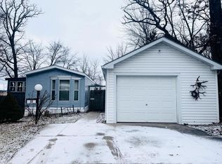 88 Falling Creek Cir, Janesville, WI 53548