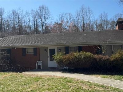 5010 Cherry St, Winston Salem, NC, 27105