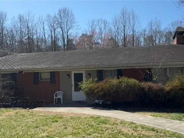 5010 Cherry St, Winston Salem, NC 27105