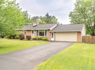 2754 Oakland Dr, Eden, NY 14057
