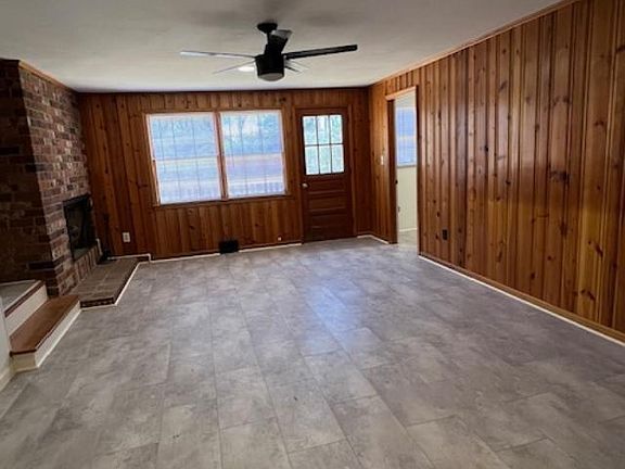 5th image of 4169 Bluff Rd