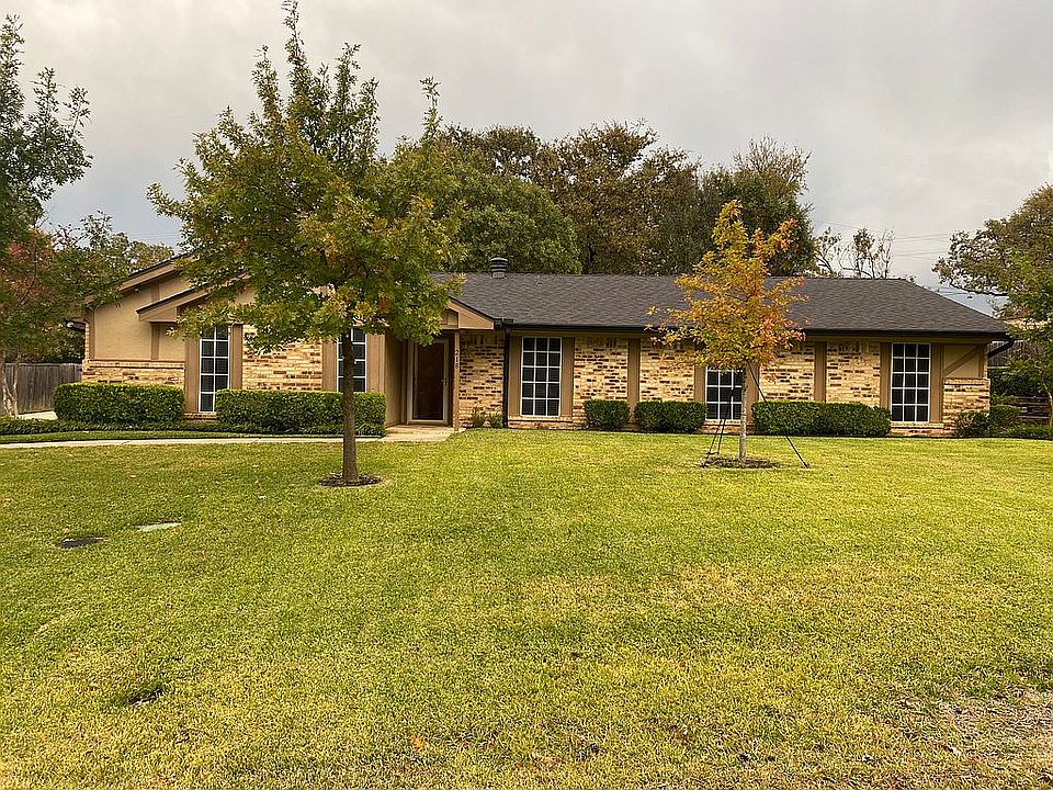 1st image of 218 Stone Canyon Dr