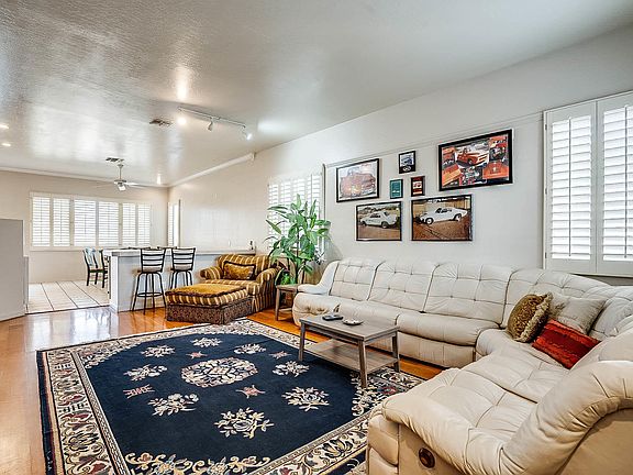 5th image of 1573 N Rockwell Ct