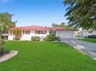 1563 Covington Cir E, Fort Myers, FL 33919