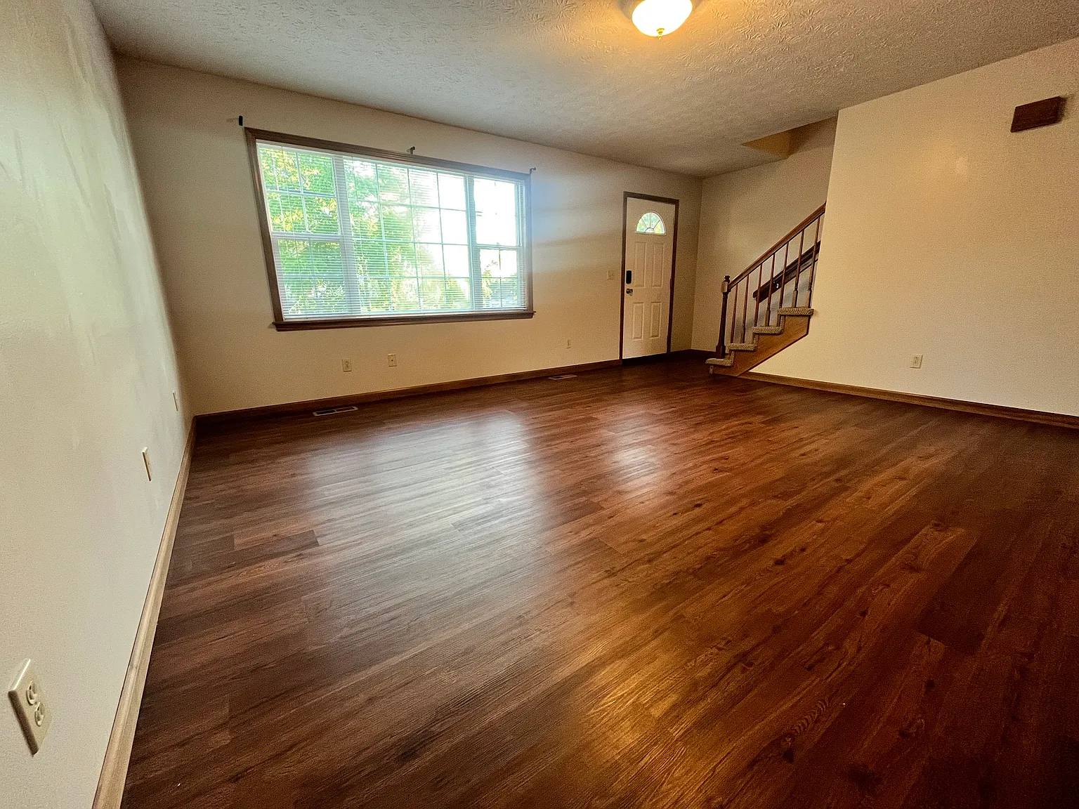 Dunhill Townhouses — Photo 2
