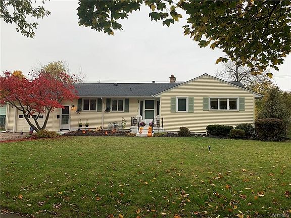 2nd image of 17 Avalon Dr