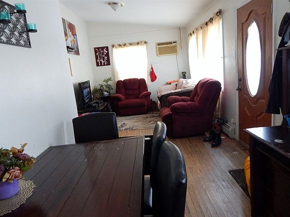 5th image of 11 Edwards St