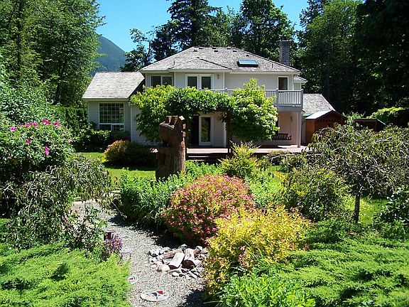 Path from River to house.