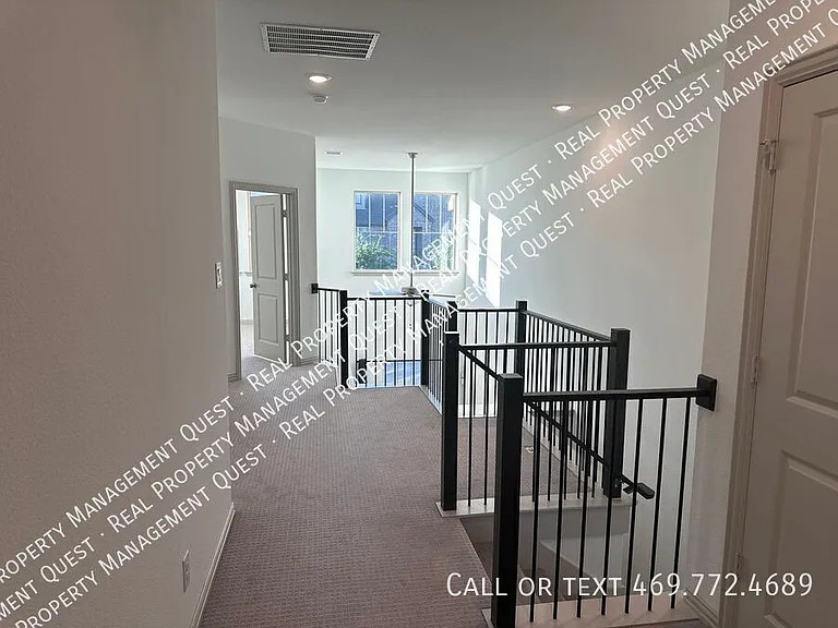 4553 Cypress Thorn Dr — Photo 15