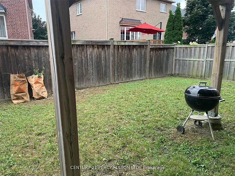 21 Watersplace Ave — Photo 8