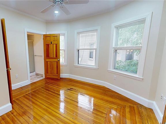 5th image of 200 Hyde Park Ave #1