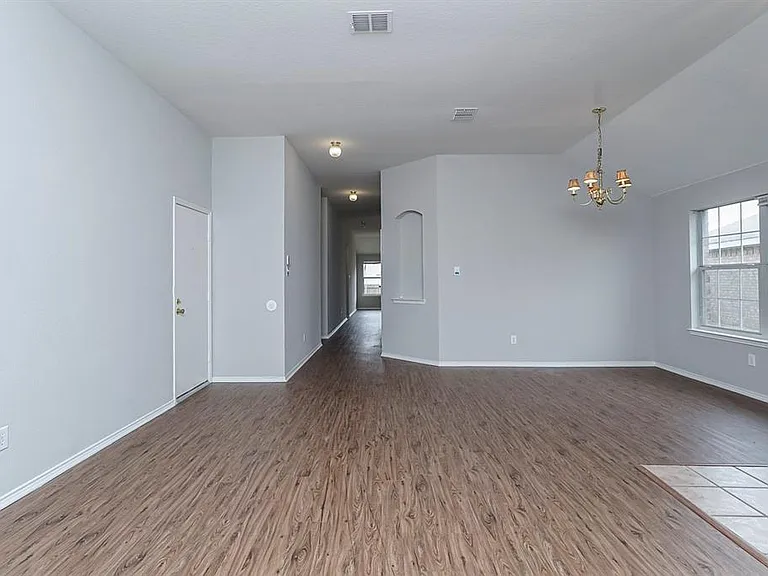 8448 Prairie Fire Dr — Photo 7