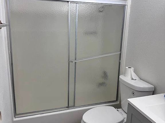 4th image of 5725 SE 83rd Ave #5725
