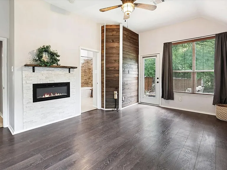 3901 Ringdove Way — Photo 23