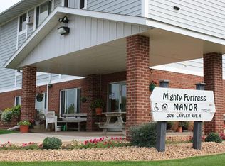 206 Lawler Ave N, Hinckley, MN 55037
