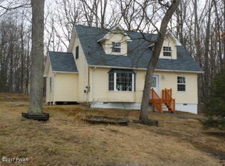 141 Ridge Dr, Milford, PA 18337