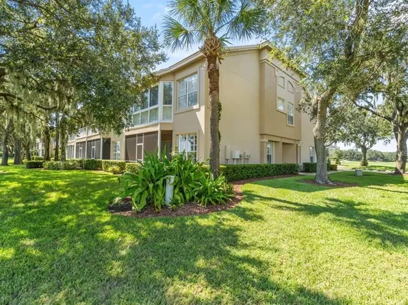 332 Enclave Dr, Lakeland, FL 33803