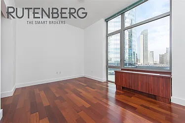 Rented by R New York