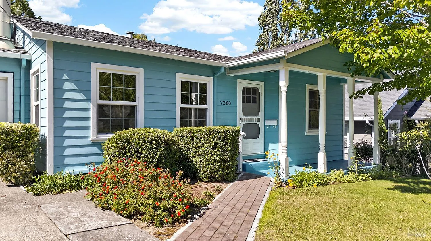 7260 Hayden Avenue - Photo 2