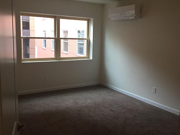 5th image of 50 S Pearl St APT 203