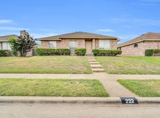 222 Birchwood Ln, Cedar Hill, TX 75104