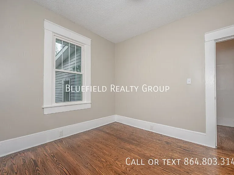 780 Rutledge St — Photo 26