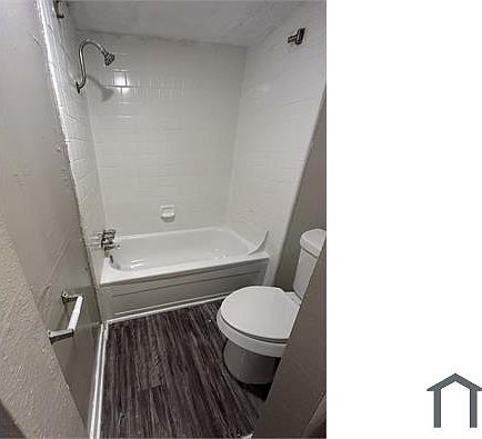 3rd image of 6026 NW 23rd St APT 3