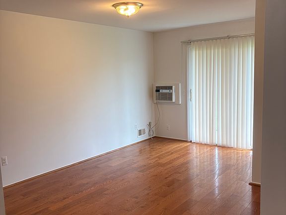 2nd image of 31851 Nardelli Ln