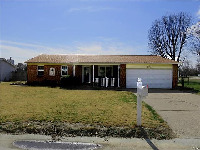 1st image of 14 Blue Spruce Ct